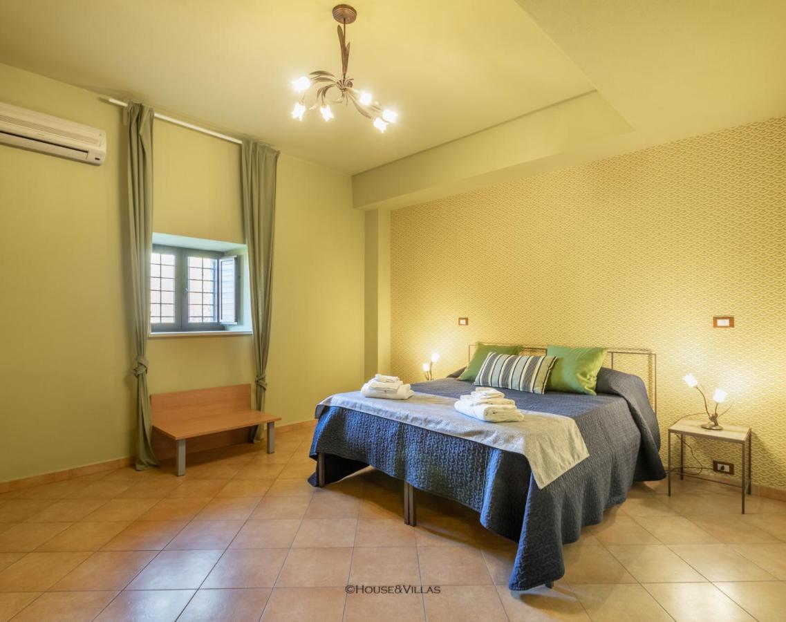 Villa Rosaria Rooms Noto Bagian luar foto