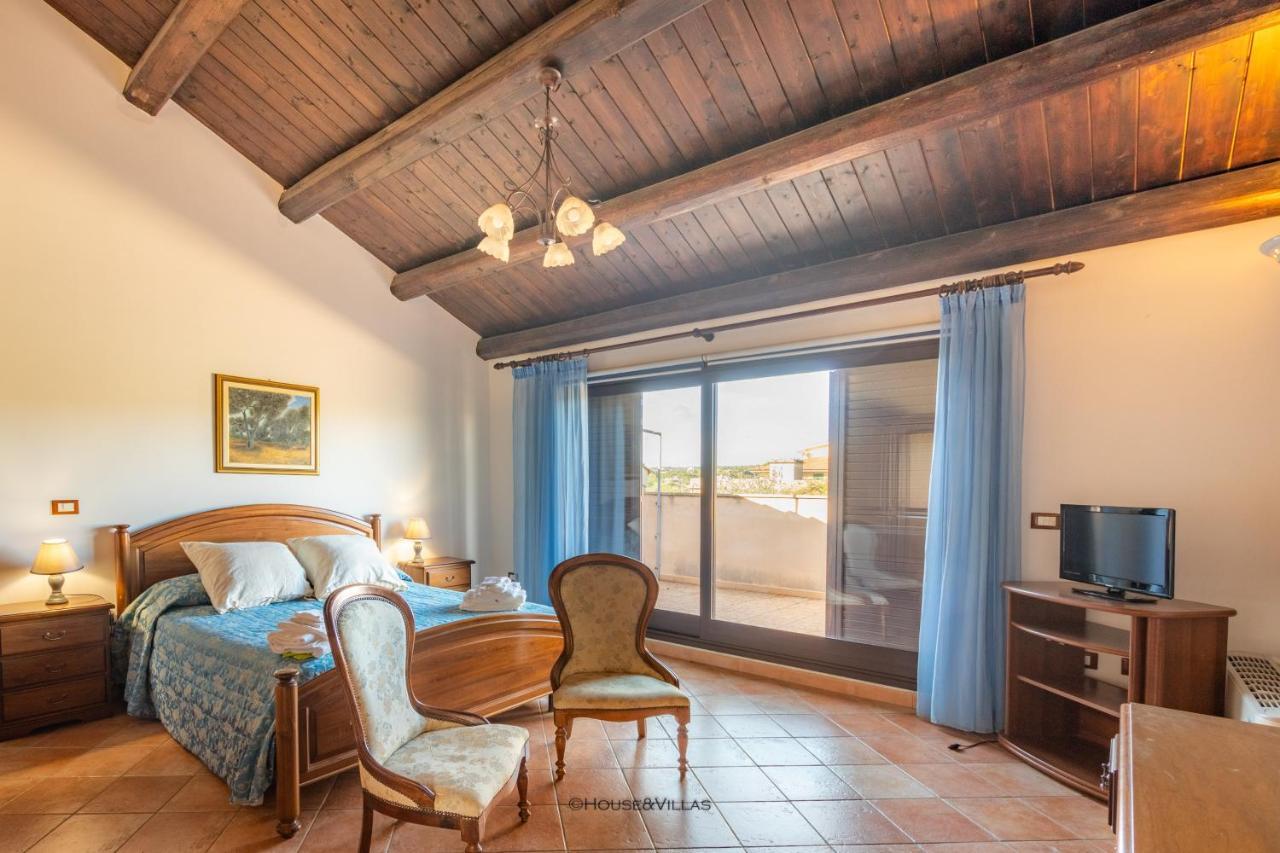 Villa Rosaria Rooms Noto Bagian luar foto