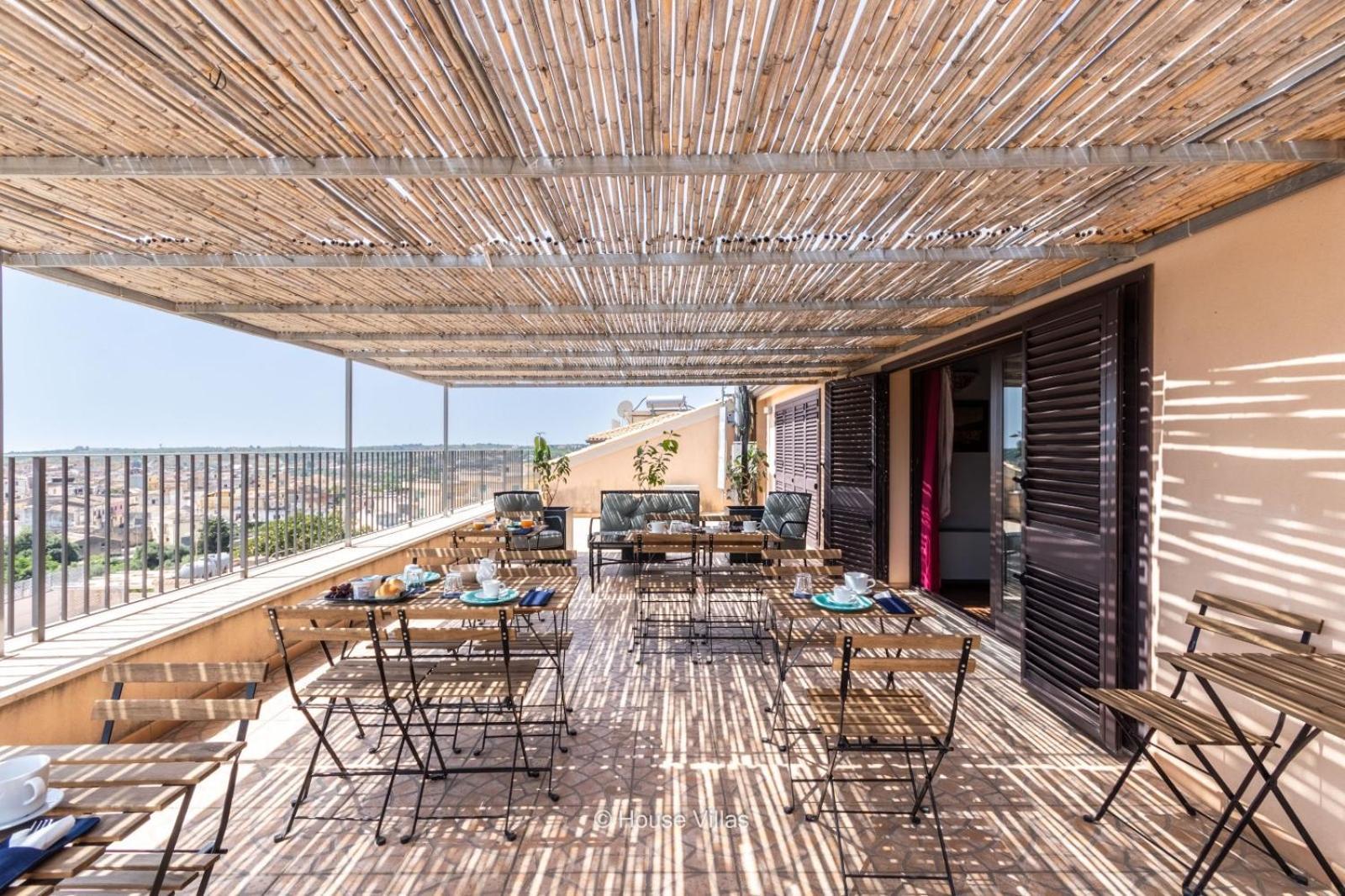 Villa Rosaria Rooms Noto Bagian luar foto