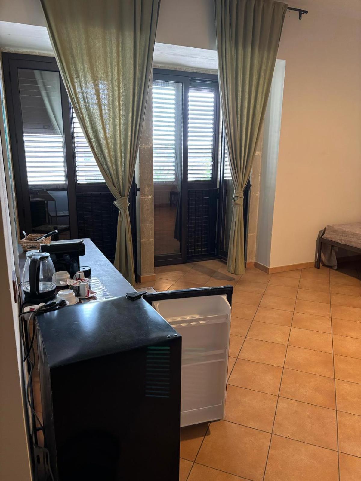 Villa Rosaria Rooms Noto Bagian luar foto